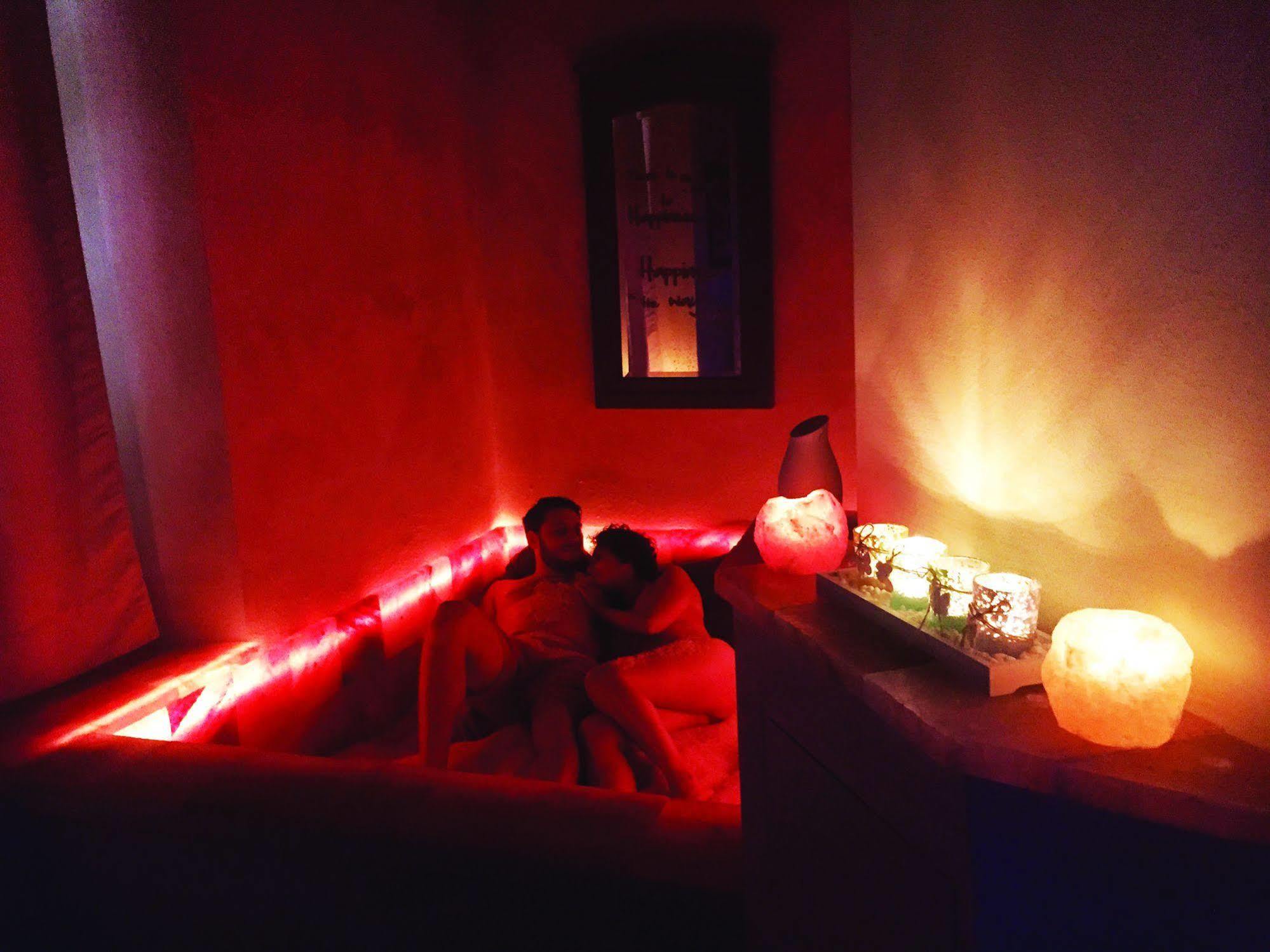La Foresteria Del Castello - Wellness Hotel In Dimora Storica CastellʼAlfero 外观 照片